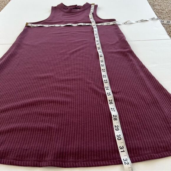 Love Fire Plum Ribbed Halter Keyhole Open Back Swing Dress Size S - Picture 9 of 10